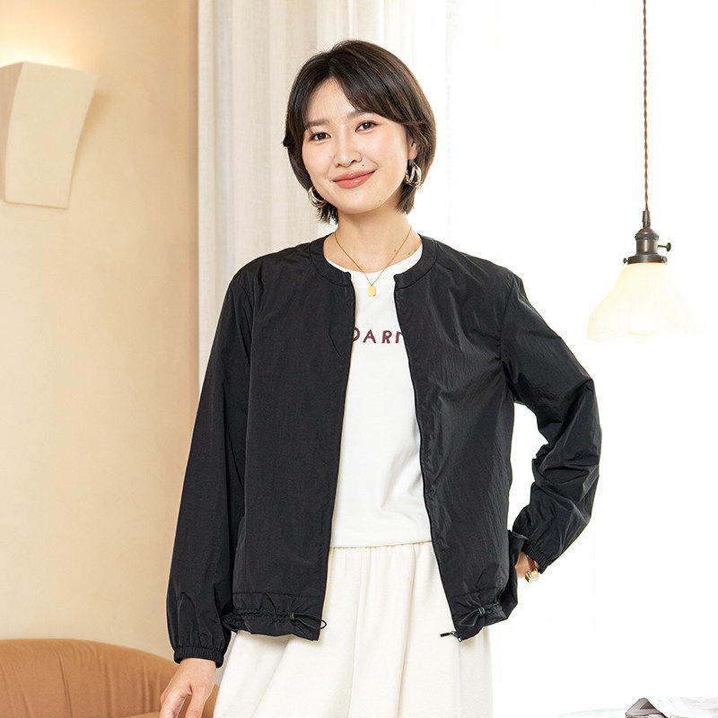 YUN韫秋季女小圆领拉链轻量夹克