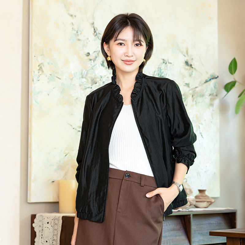YUN韫秋季新品立领拉链短外套