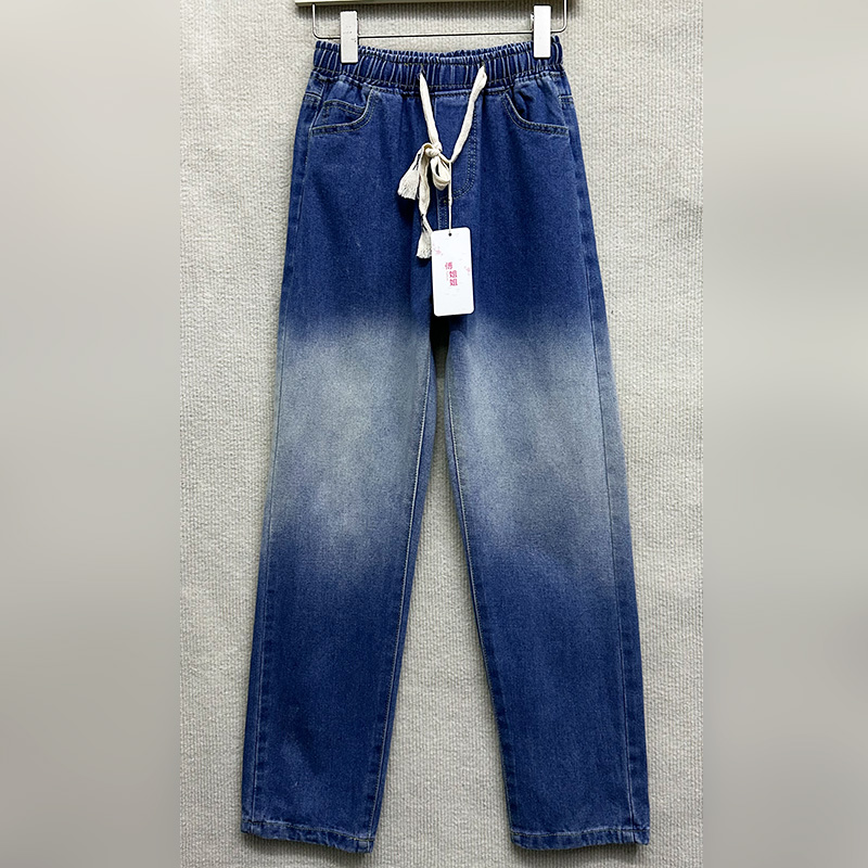 水洗磨白松紧腰直筒牛仔裤
