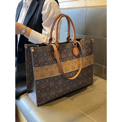 香港代购大牌真皮包包女2025新款奢侈品大容量手提包公文托特包潮