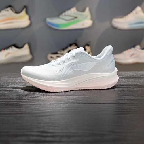 李宁女子竞速训练跑鞋回弹