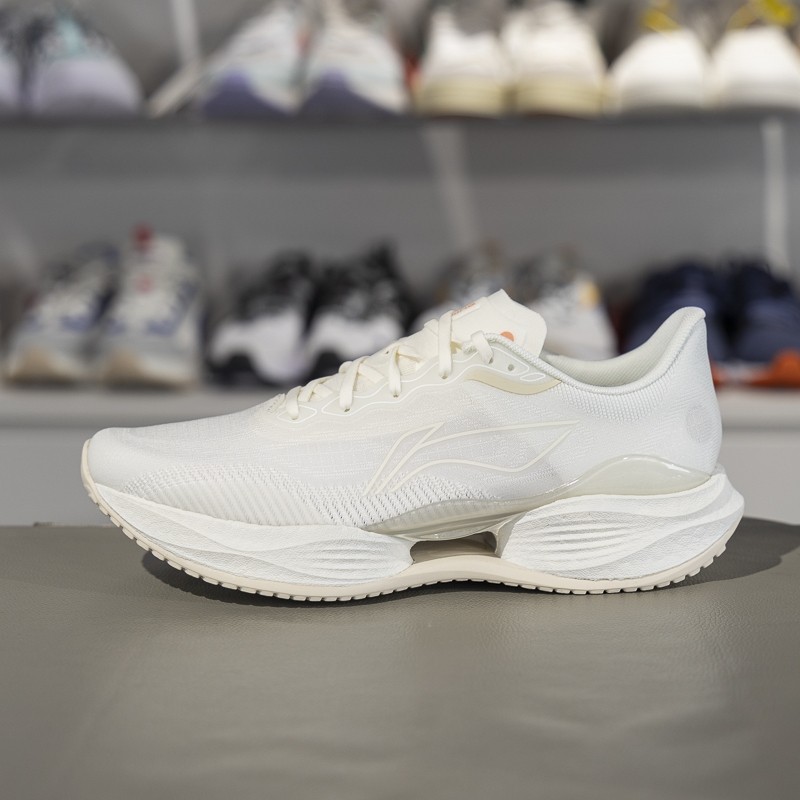 李宁超轻22跑步鞋2025春季新款女子透气耐磨轻质缓震跑鞋ARBV002
