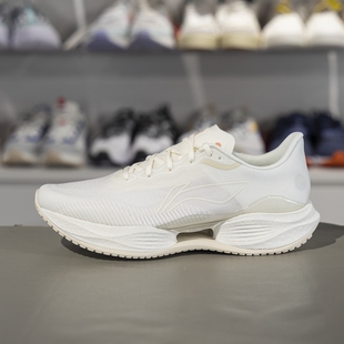 李宁超轻22跑步鞋2025春季新款女子透气耐磨轻质缓震跑鞋ARBV002