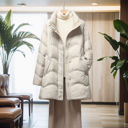 简约中长款立领百搭羽绒服保暖