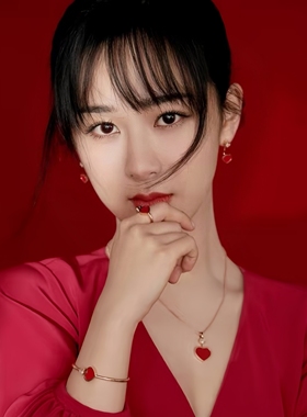 杨紫同款爱心吊坠项链V金高版本