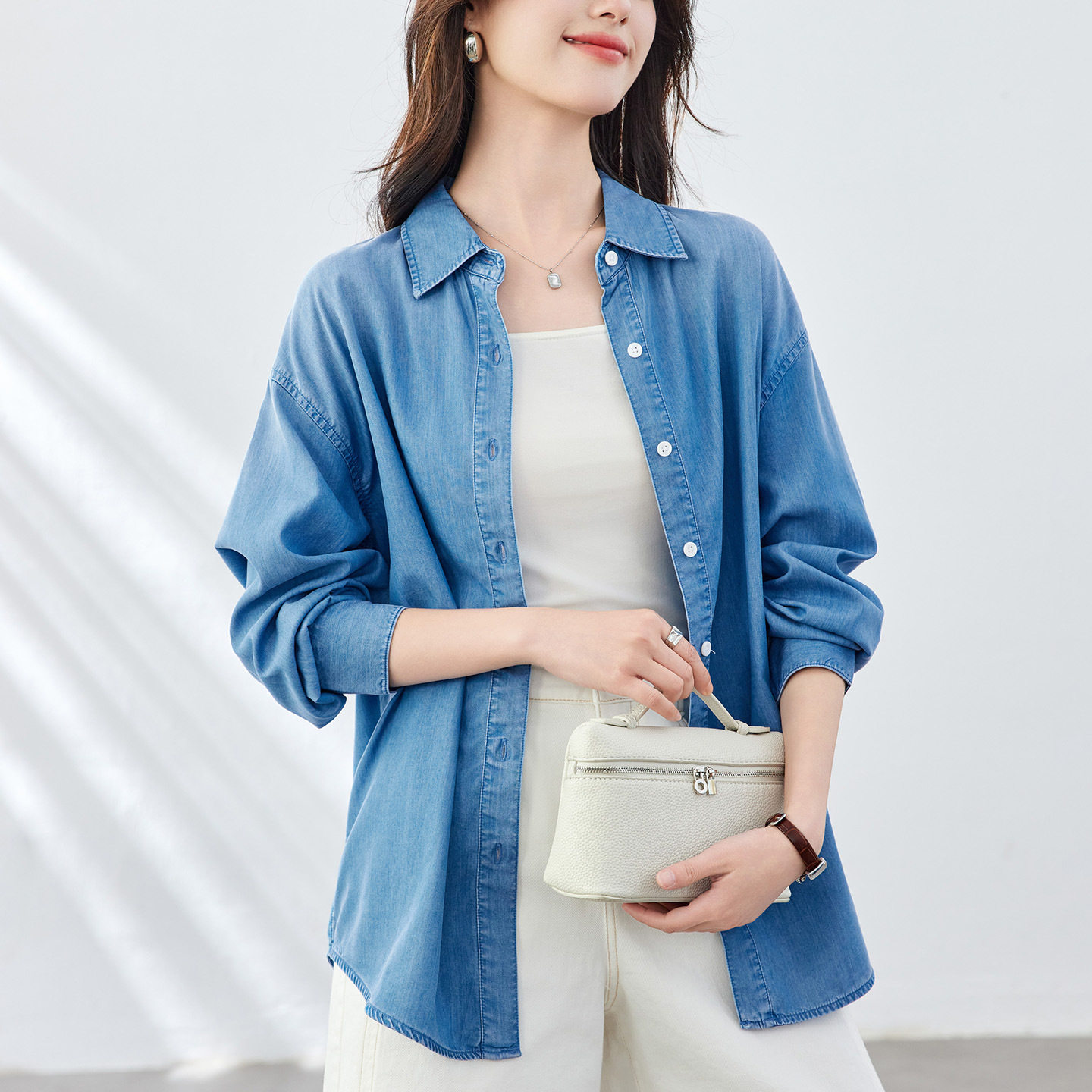 复古薄款牛仔衬衣外套女2026新款慵懒风宽松显瘦上衣通勤气质衬衫