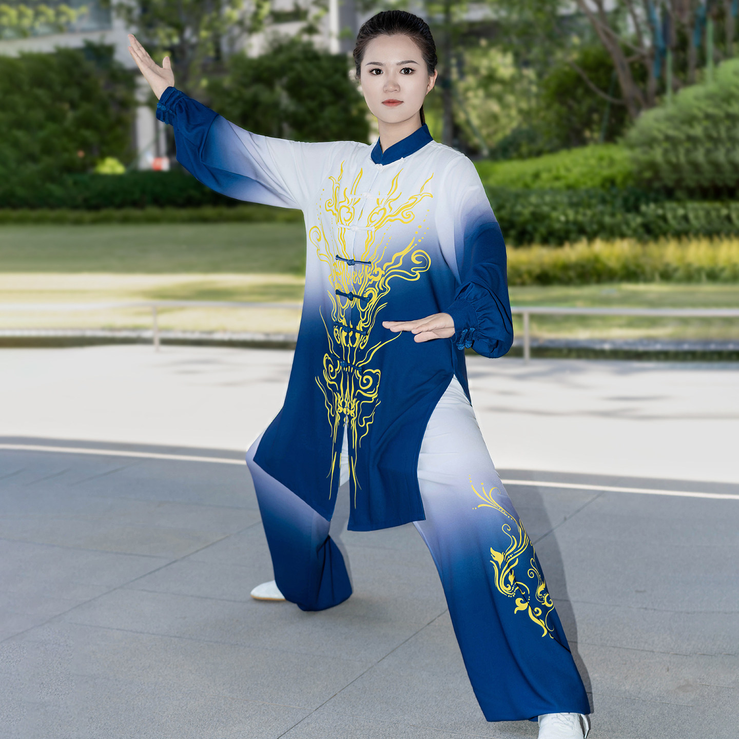 恋太极新款太极服女蓝色渐变色武术练功服男士太极拳表演服透气