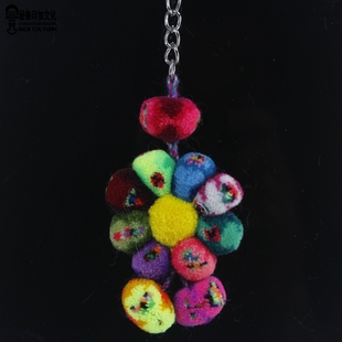 PERU秘鲁进口太阳花钥匙扣挂饰吊坠彩虹色包挂钥匙挂毛球耳坠