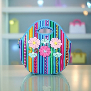 PERU秘鲁进口手工刺绣多巴胺配色手拿包花朵民族波西米亚刺绣包