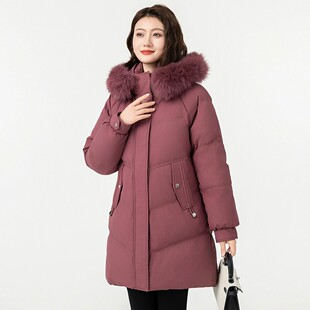 雪中飞2025冬新款女士中长款羽绒服狐狸毛领H版舒适保暖深红洋气