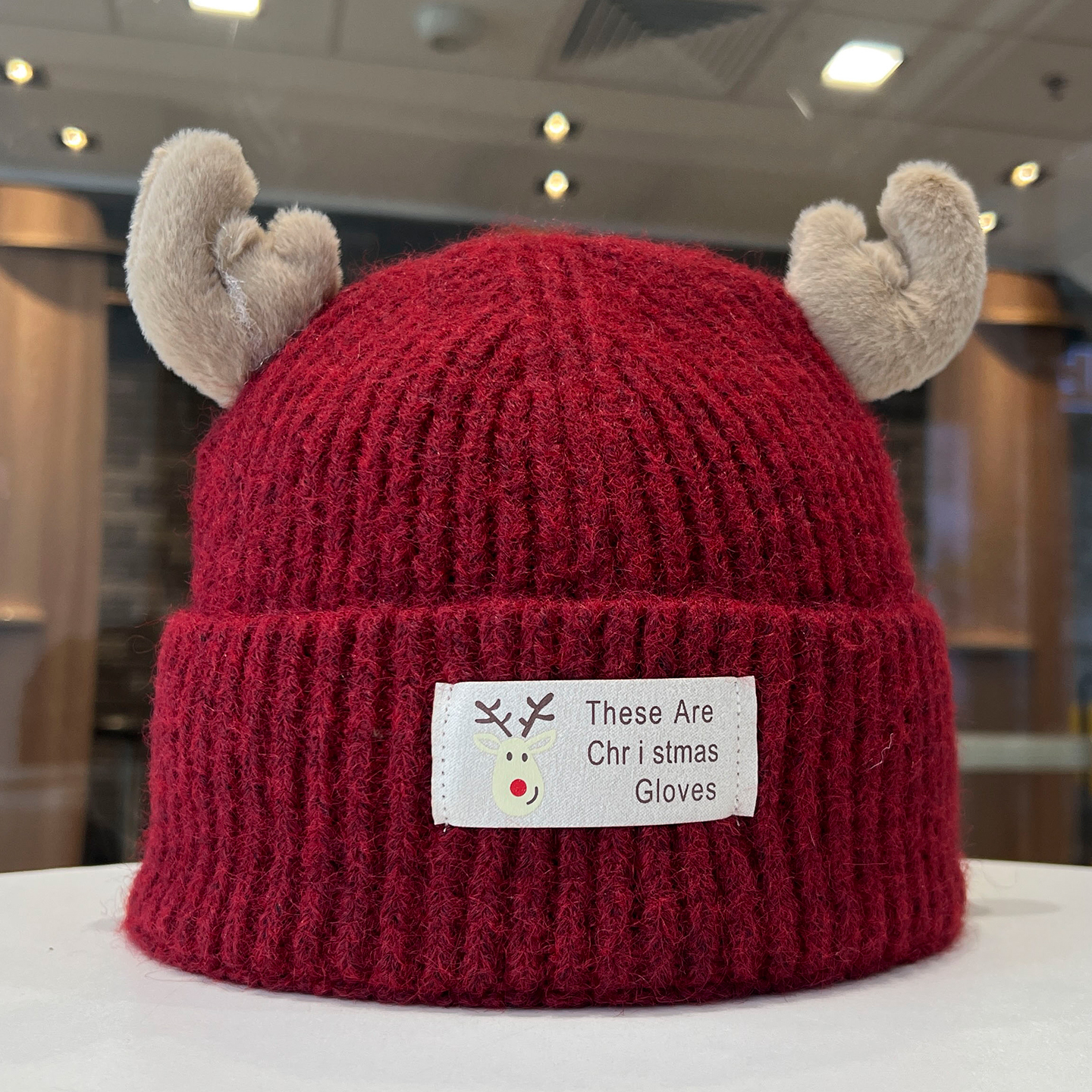 圣诞红色鹿角针织毛线帽