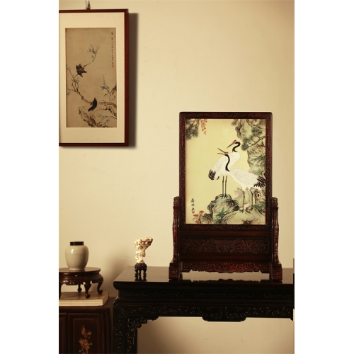 大红酸枝镶嵌瓷板画松鹤延年插屏