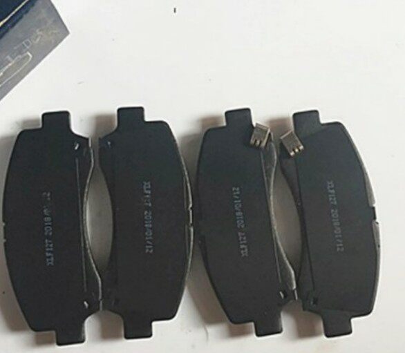 适配 新长安之星S201 D201小货车 前 刹车片制动蹄片轮刹车皮配件