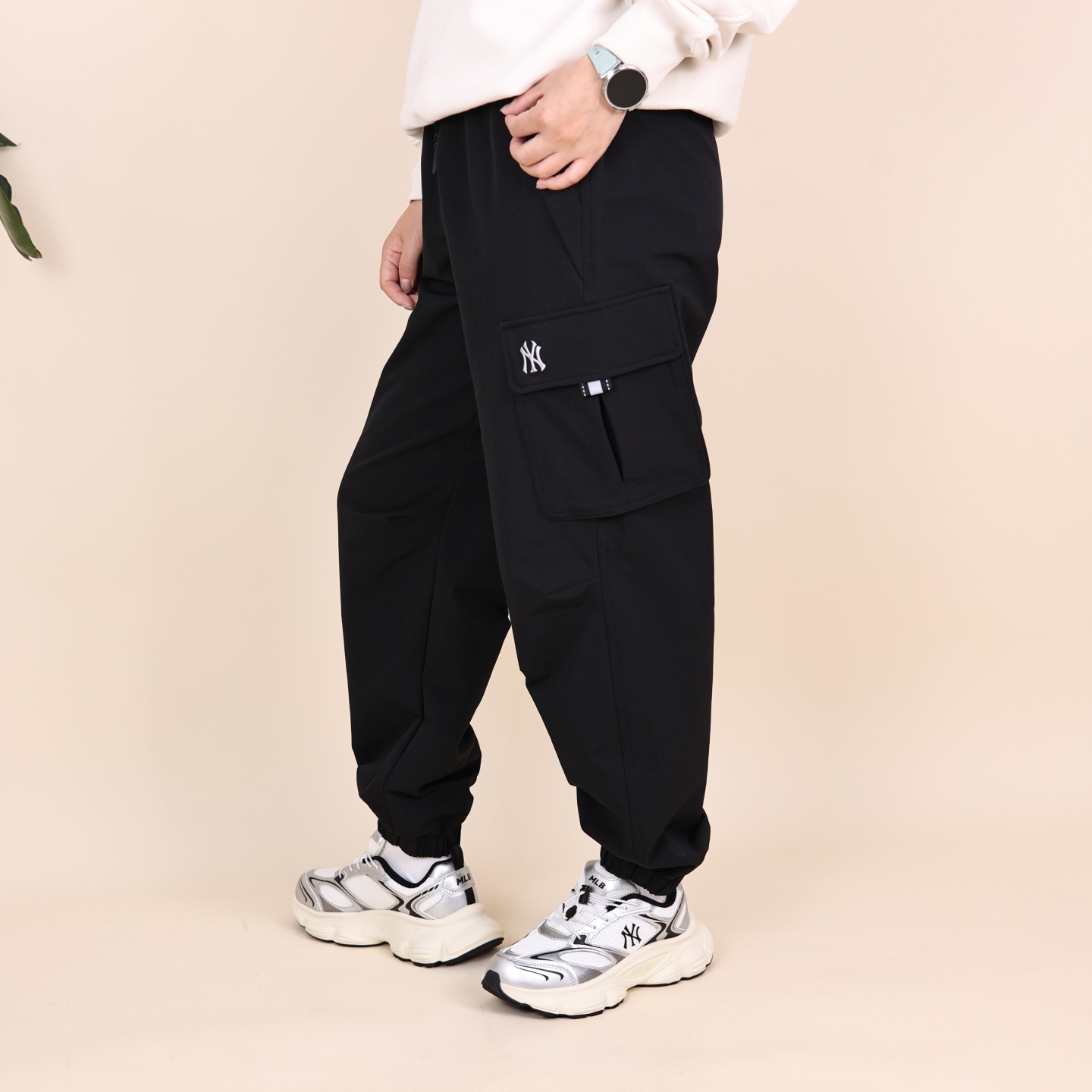 MLB男女长裤25秋冬新款NY刺绣小标加绒束脚保暖运动裤 3AWPB0256