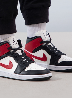 Nike耐克女鞋AIR JORDAN 1 AJ1中帮 黑白红复古篮球鞋BQ6472-16