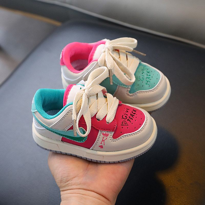 宝宝小白鞋春秋季透气鸳鸯鞋软底婴儿学步鞋1一3岁女小童休闲板鞋