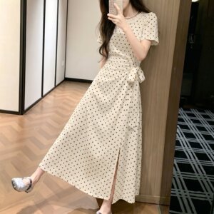 温柔风波点连衣裙女夏季时尚收腰显瘦开叉长款短袖百搭裙子