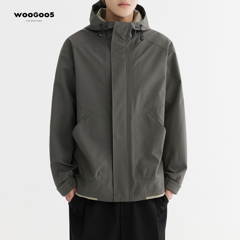 男士夹克外套休闲连帽春秋季新款潮牌百搭休闲纯色工装冲锋衣