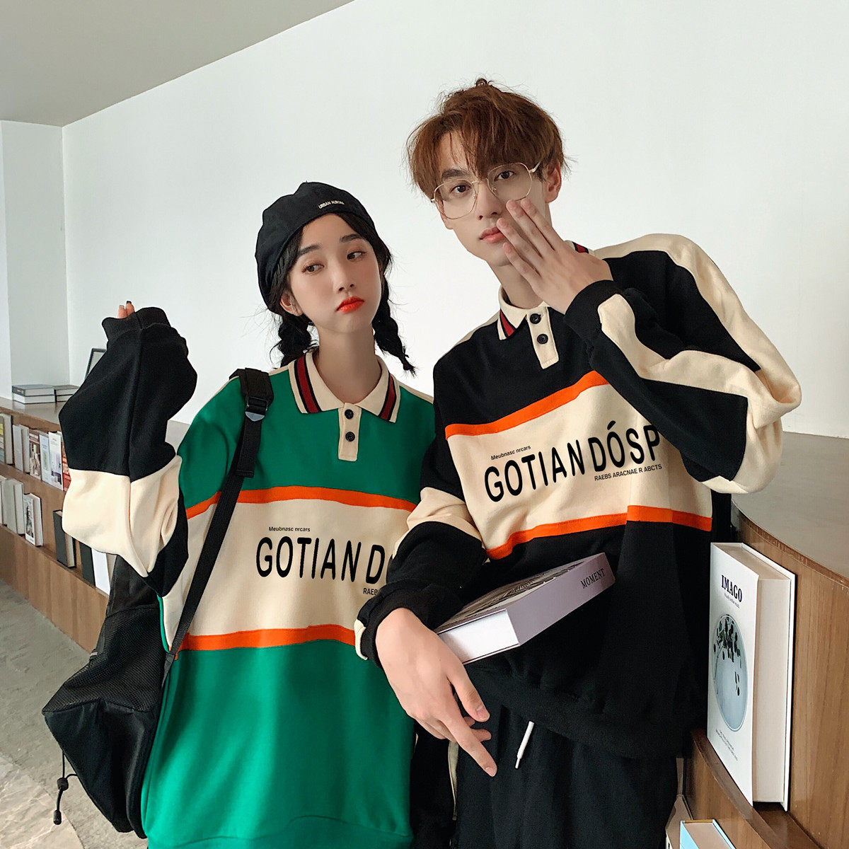 Real shooting of color matching Lapel sweater in spring