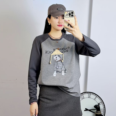 大码女装长袖圆领拼色百搭卫衣