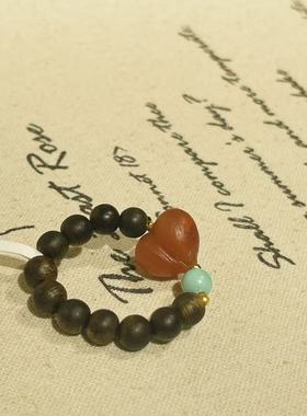 沉香奇楠0.4南红屁桃绿松戒指(栖霞)ABQ6202