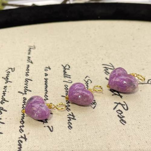 舒俱来桃红屁桃吊坠/18k/约15*10mm/AZB6773/多样性发一（春煦）