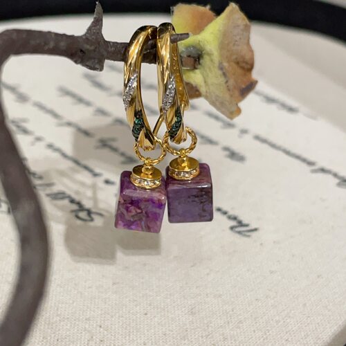 H南非舒俱来樱花粉方糖耳扣S925/约7.8mm/AZB19226