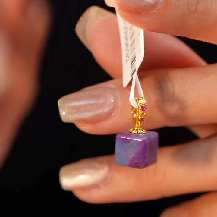 舒俱来阶冰幻彩稀缺色吊坠18K/约8.5mm+/AZB6632(樱花树下)