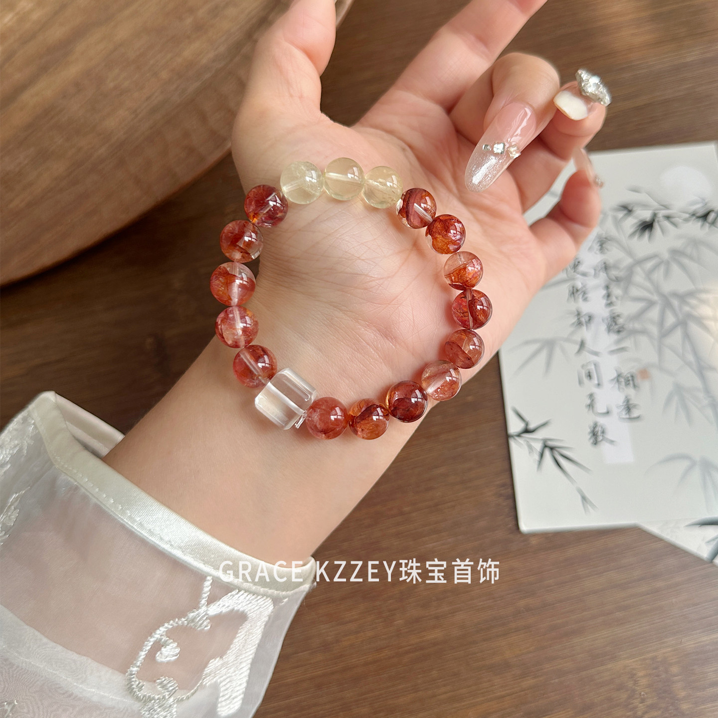 正品无加色天然红胶花手链
