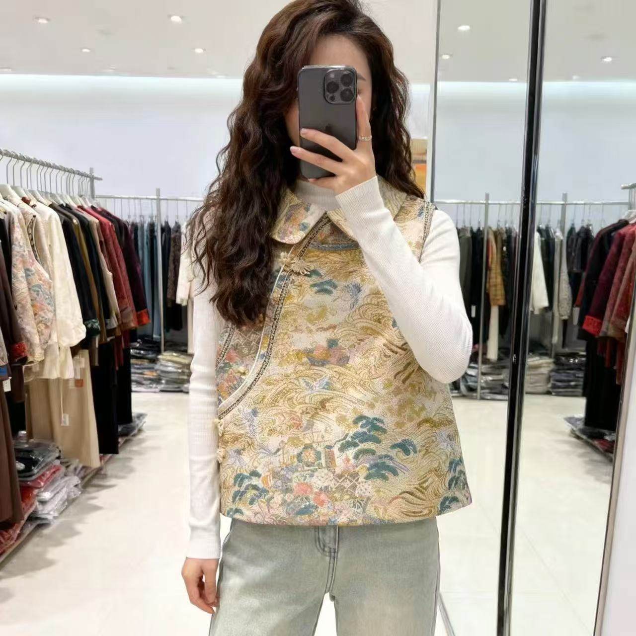 2026春秋季新中式国风娃娃领马甲女装高级感宽松显瘦百搭马夹上衣