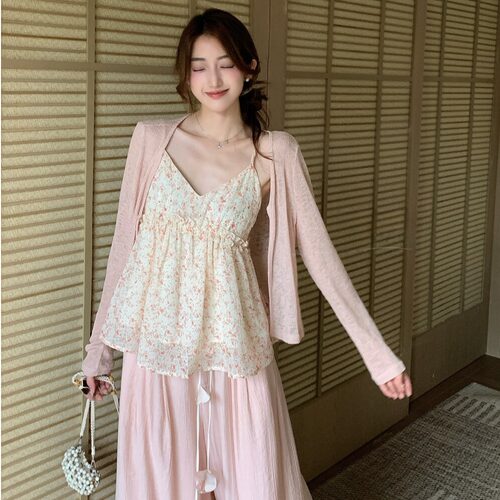 2026夏上新!夏季碎花吊带+ 宽松防晒针织开衫两件套套装