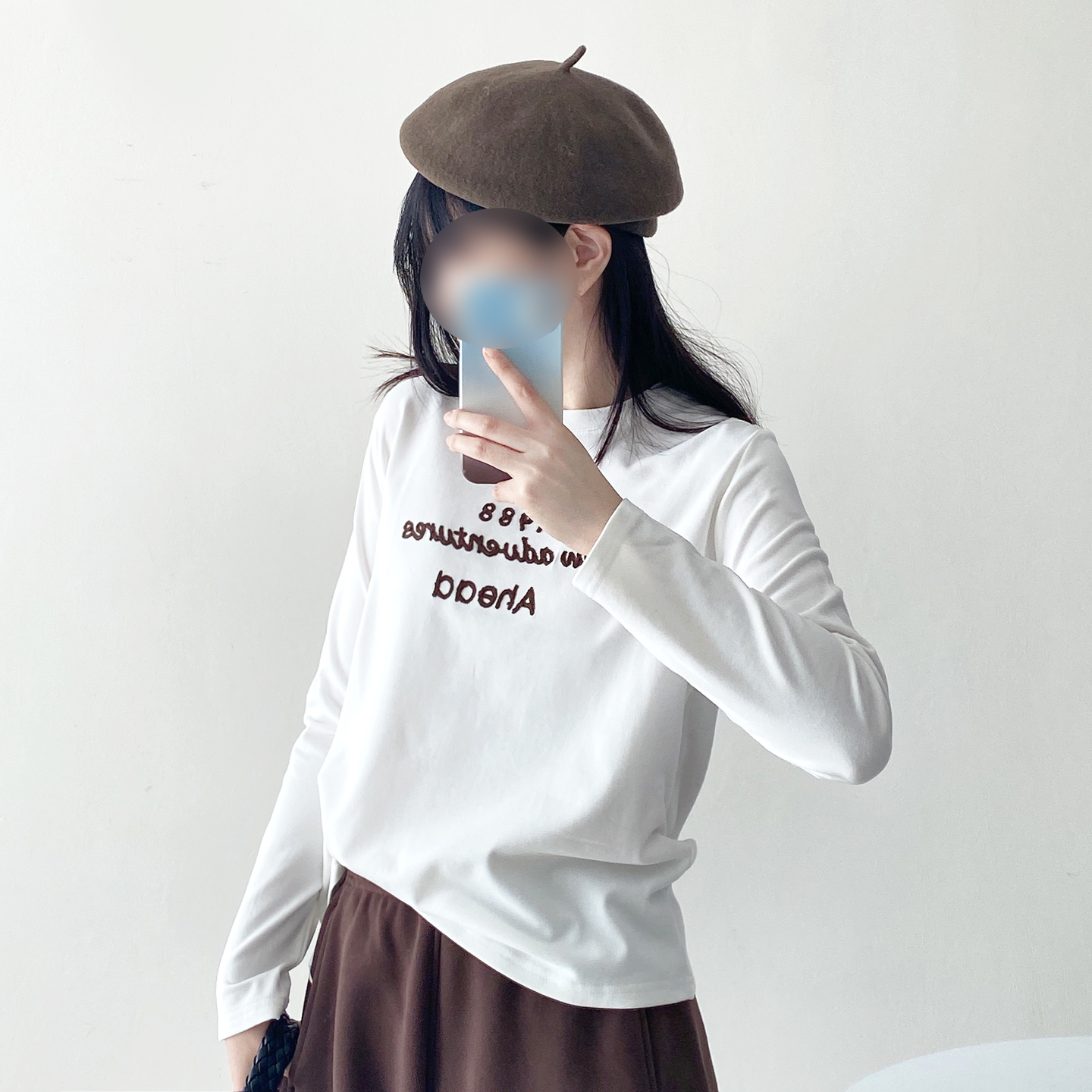 小黑猫趣味减龄款圆领舒适休闲长袖T恤女款秋冬磨毛打底衫上衣