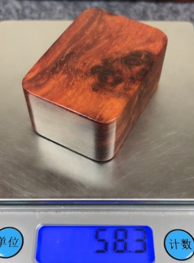 印度小叶紫檀（檀香紫檀）精品花纹 盘玩手把件