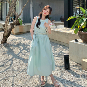 薄荷蓝绿色无袖连衣裙女夏2025新款收腰显瘦度假风爆款流行长裙图片