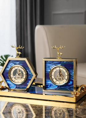 欧式客厅桌面座钟创意金色合金小鹿摆台 美式床头柜装饰品摆件
