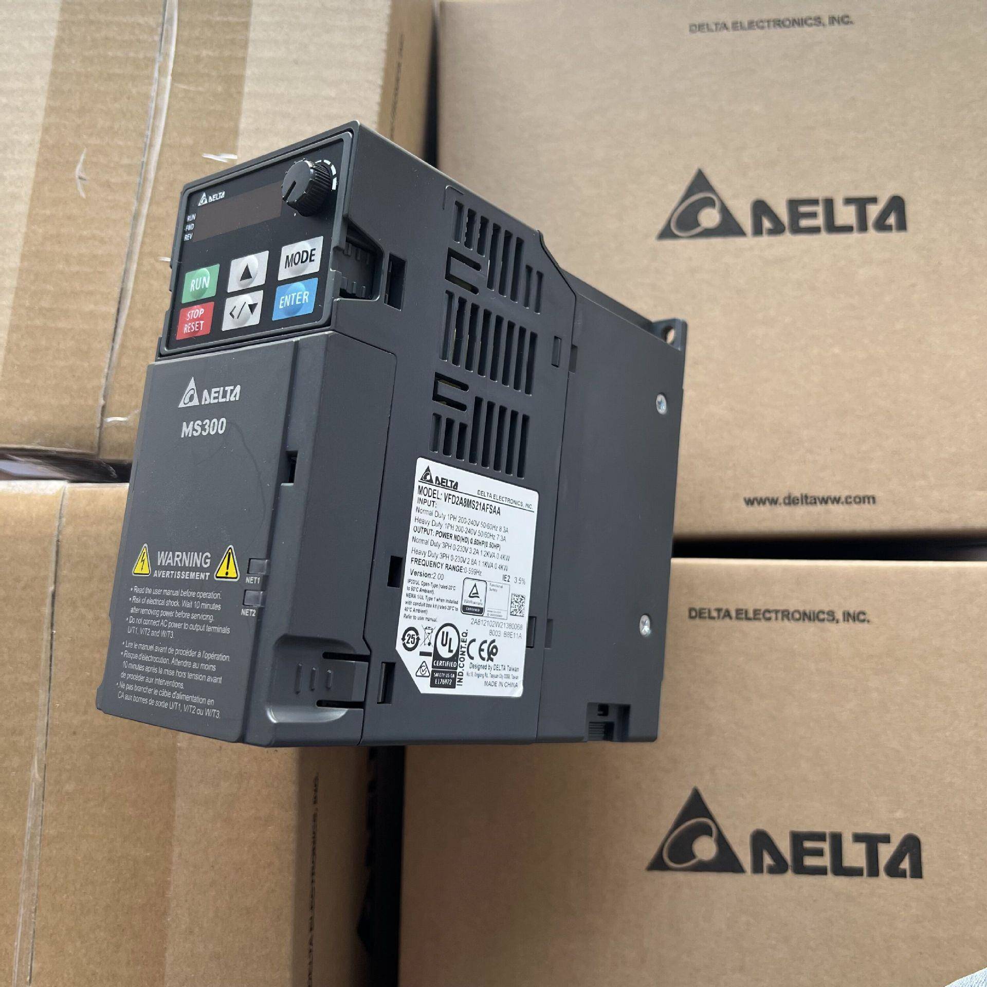 台达变频器VFD2A8MS21AFSAA 0.4KW