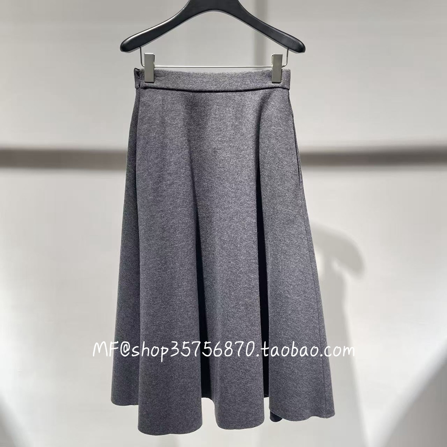 AUM奥姆2025冬专柜正品 绵羊毛+锦纶 伞形半身裙M1FZ44122 2980,女装/女士精品,半身裙,淘宝优惠券,粉丝福利购,淘宝优惠卷