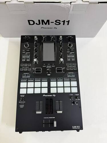 先锋DJM-S11 九成新 专业搓碟混音台 内置声卡打碟设设备