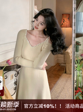 SYT自制 纯欲水钻桃心领针织连衣裙显瘦包臀裙女秋冬内搭打底长裙