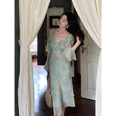 SYT明媚温柔 吊带裙 女温婉气质显瘦花朵防晒衫 法式 清冷连衣裙套装