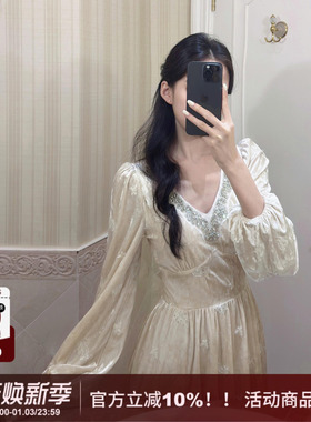 SYT自制 法式优雅气质泡泡袖丝绒刺绣V领水钻收腰显瘦A字连衣裙女