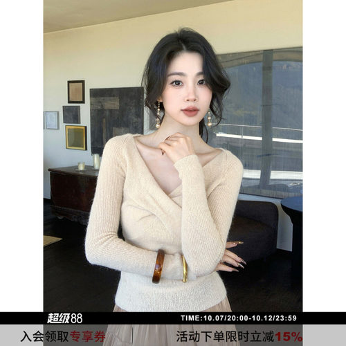 SYT自制交叉扭结v领显瘦针织上衣