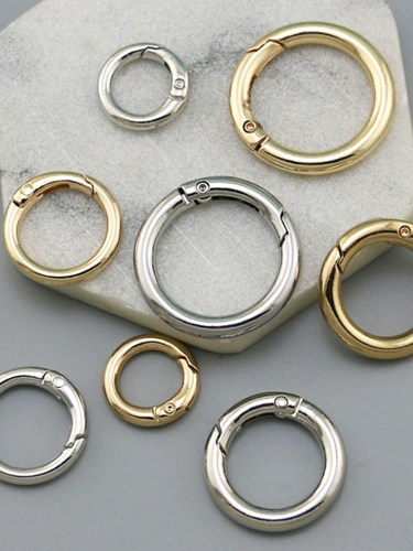 Аксессуар, металлические аксессуары, металлический брелок, мобильный телефон