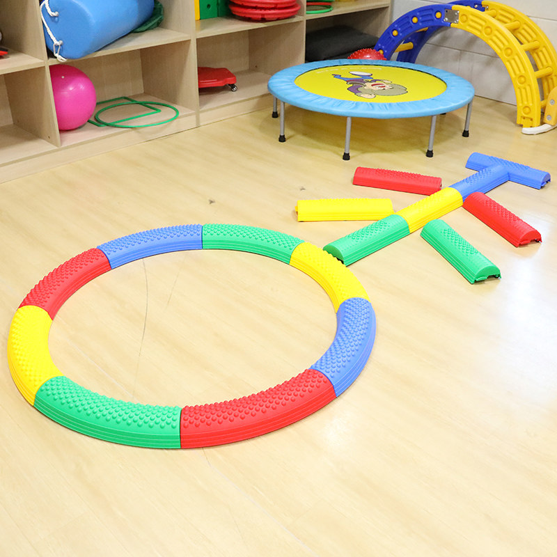 感统训练器材儿童平衡触觉板塑料触觉步道玩具平衡木走独木桥家用