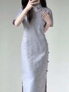 短歌旗袍2025新款复古文艺改良短袖日常纯色年轻款新中式少女春夏