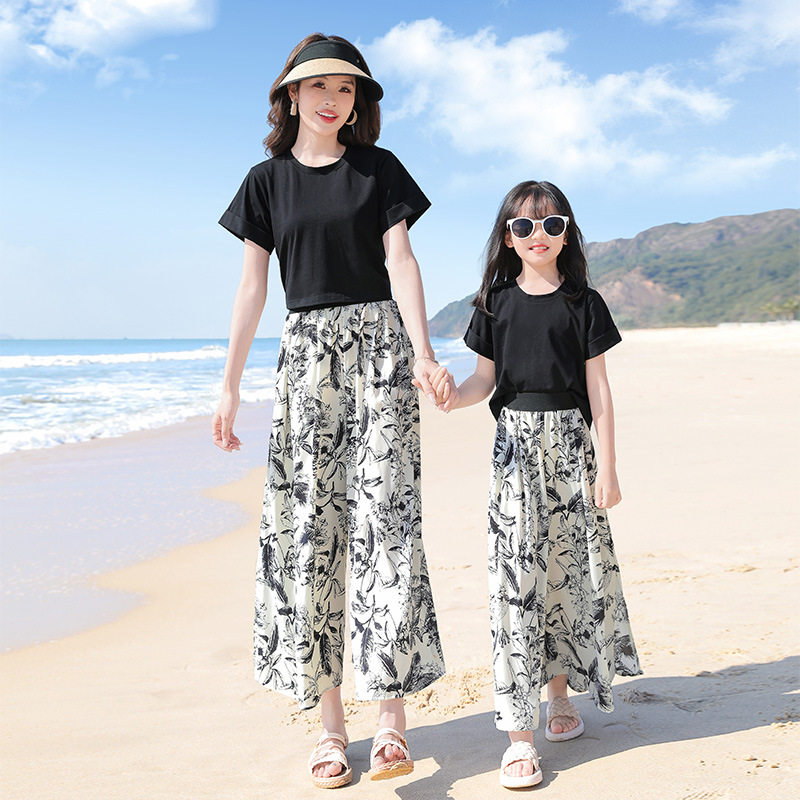 夏季薄款母女亲子短袖短裤套装