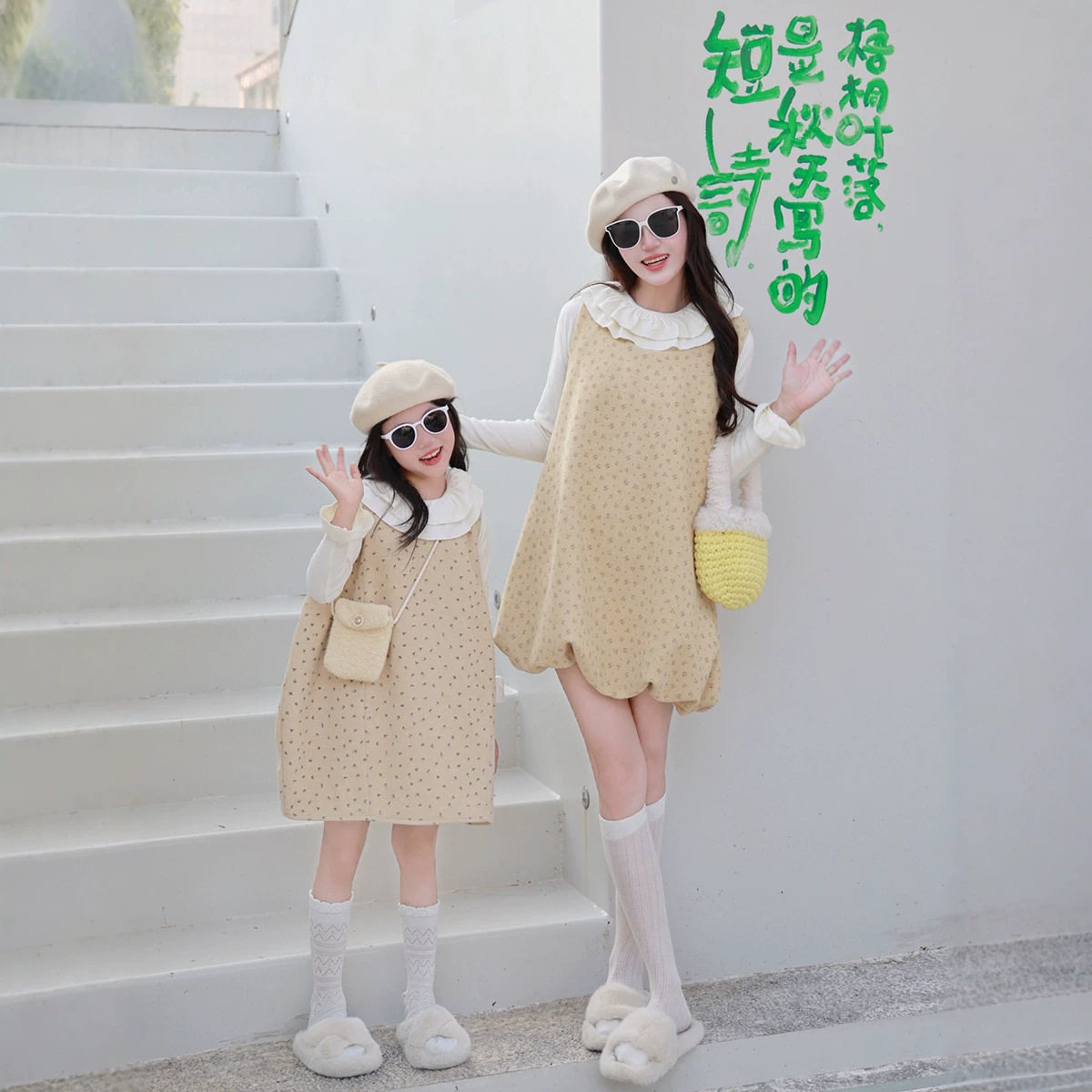 秋冬亲子法式碎花加厚连衣裙子