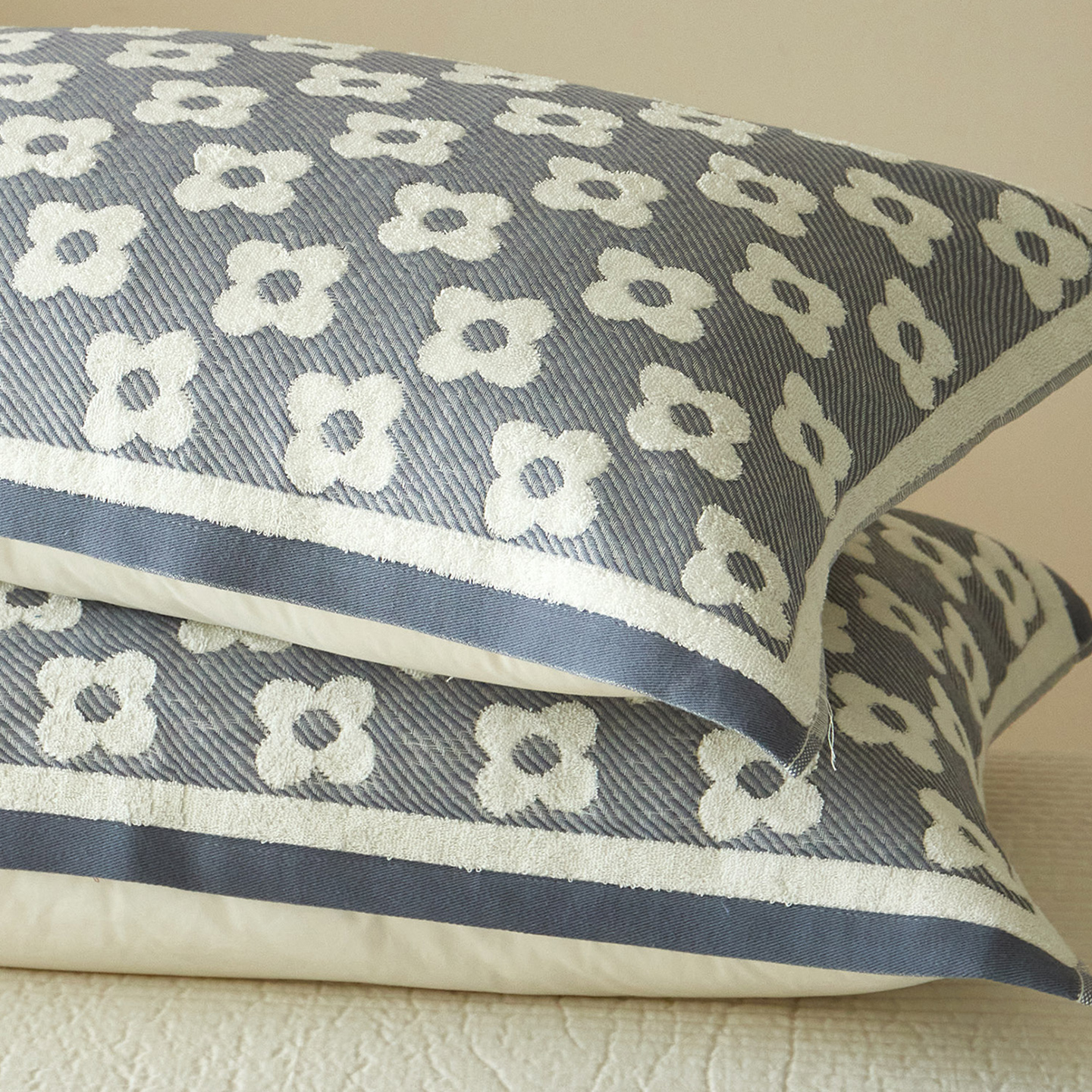 纯棉老式毛圈线圈枕巾柔软亲肤