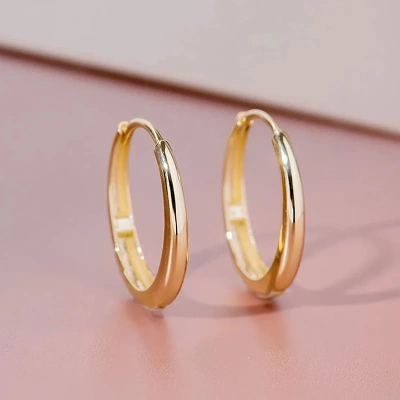 Minimalist Oval Hoop Earrings for Women Low-key Girls Ear
