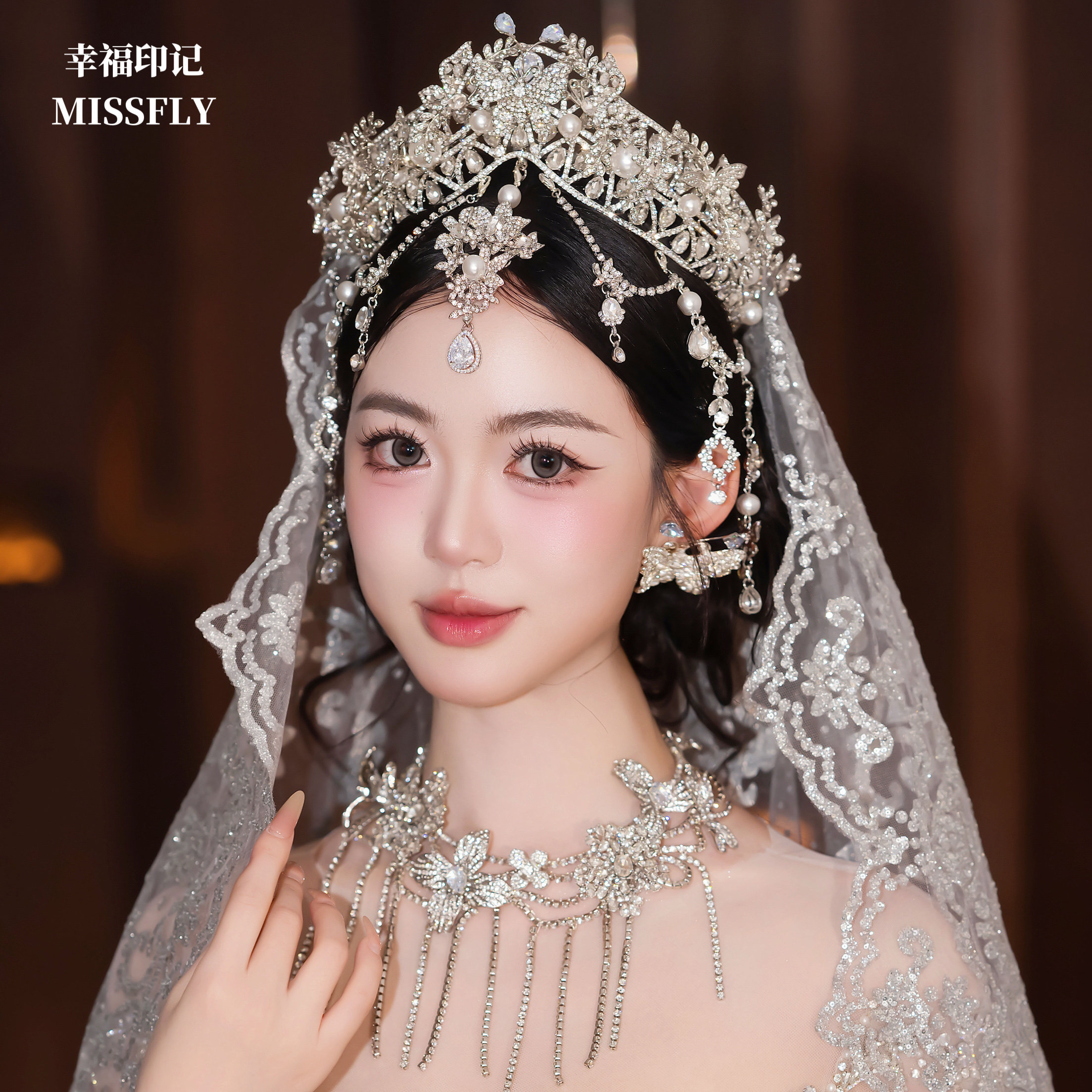 新娘白纱公主皇冠蝴蝶水钻额链眉心坠闪钻水钻锆石主婚纱王冠头饰